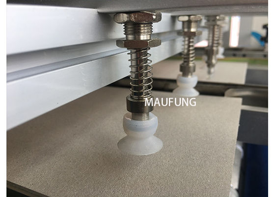 آلة صنع الأغلفة الصلبة الورقية شبه الأوتوماتيكية 180 قطعة/ساعة 200 جرام MF-SCM500A
