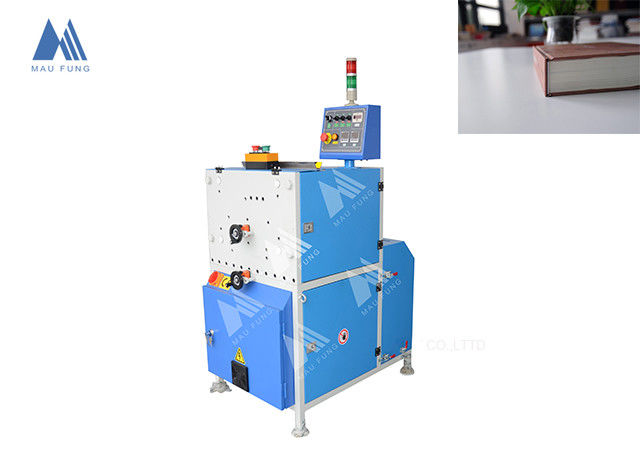 ناشرو الكتب 560*450 مم دفتر ملاحظات بغلاف مقوى آلة تشكيل المفاصل الهيدروليكية MF-PCM560EV